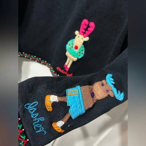 Vintage Christina Rotelli Festive holiday Cardigan with Embroidered Reindeer - Picture 8 of 10
